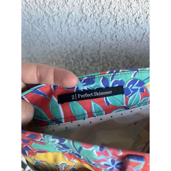 Talbots Perfect Skimmers Trailing Hibiscus Capri Pants - Size 2 - Multicolored - Picture 10 of 11